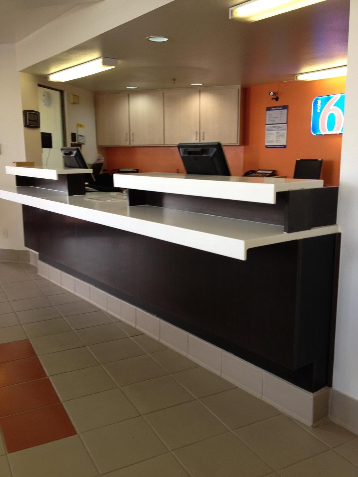 Motel 6-Brownsville, Tx North Екстер'єр фото