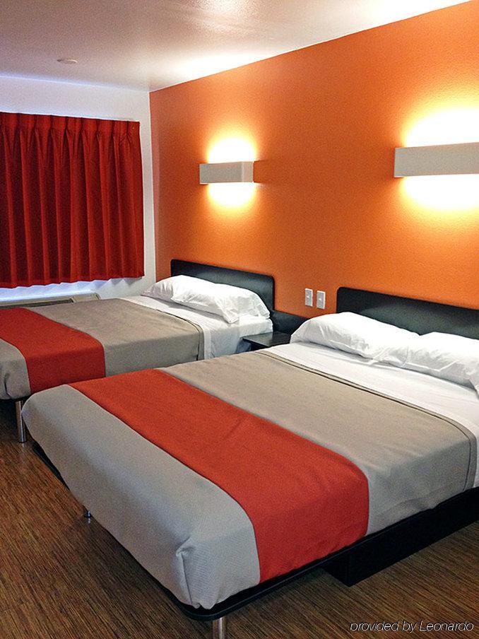 Motel 6-Brownsville, Tx North Екстер'єр фото