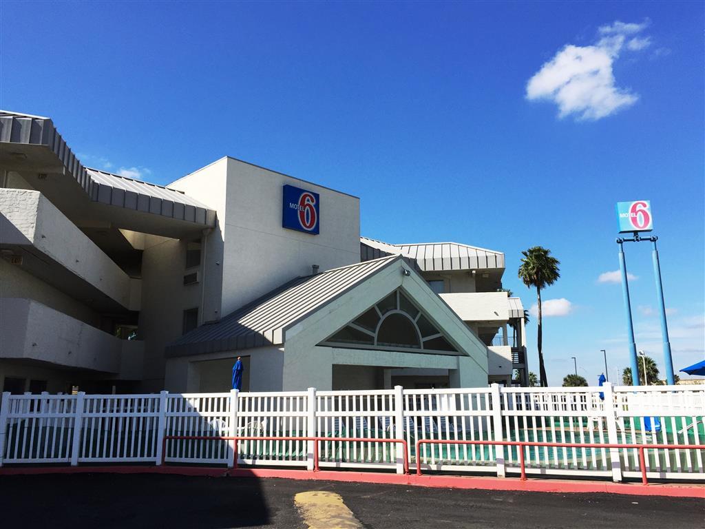 Motel 6-Brownsville, Tx North Екстер'єр фото