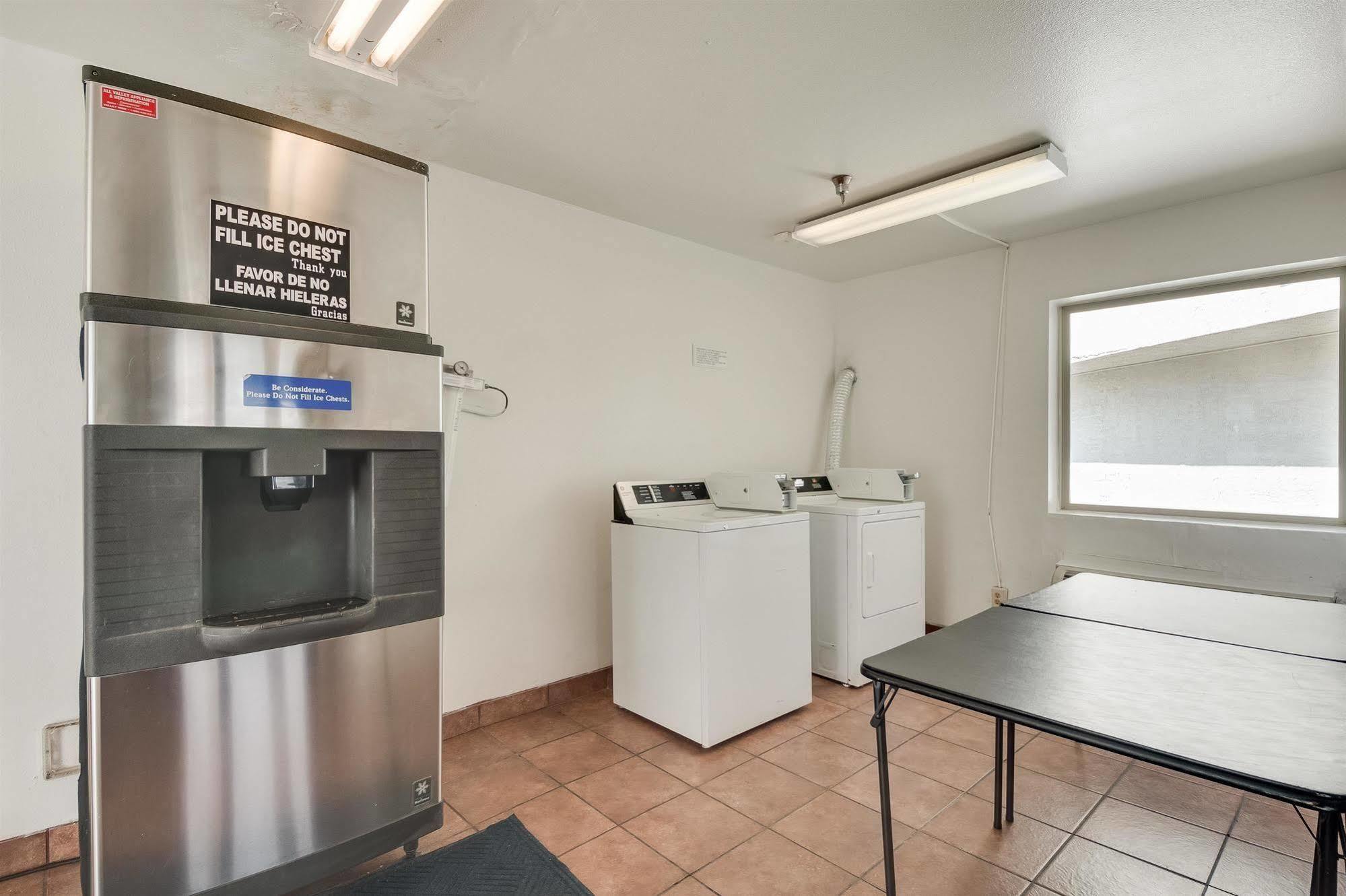 Motel 6-Brownsville, Tx North Екстер'єр фото