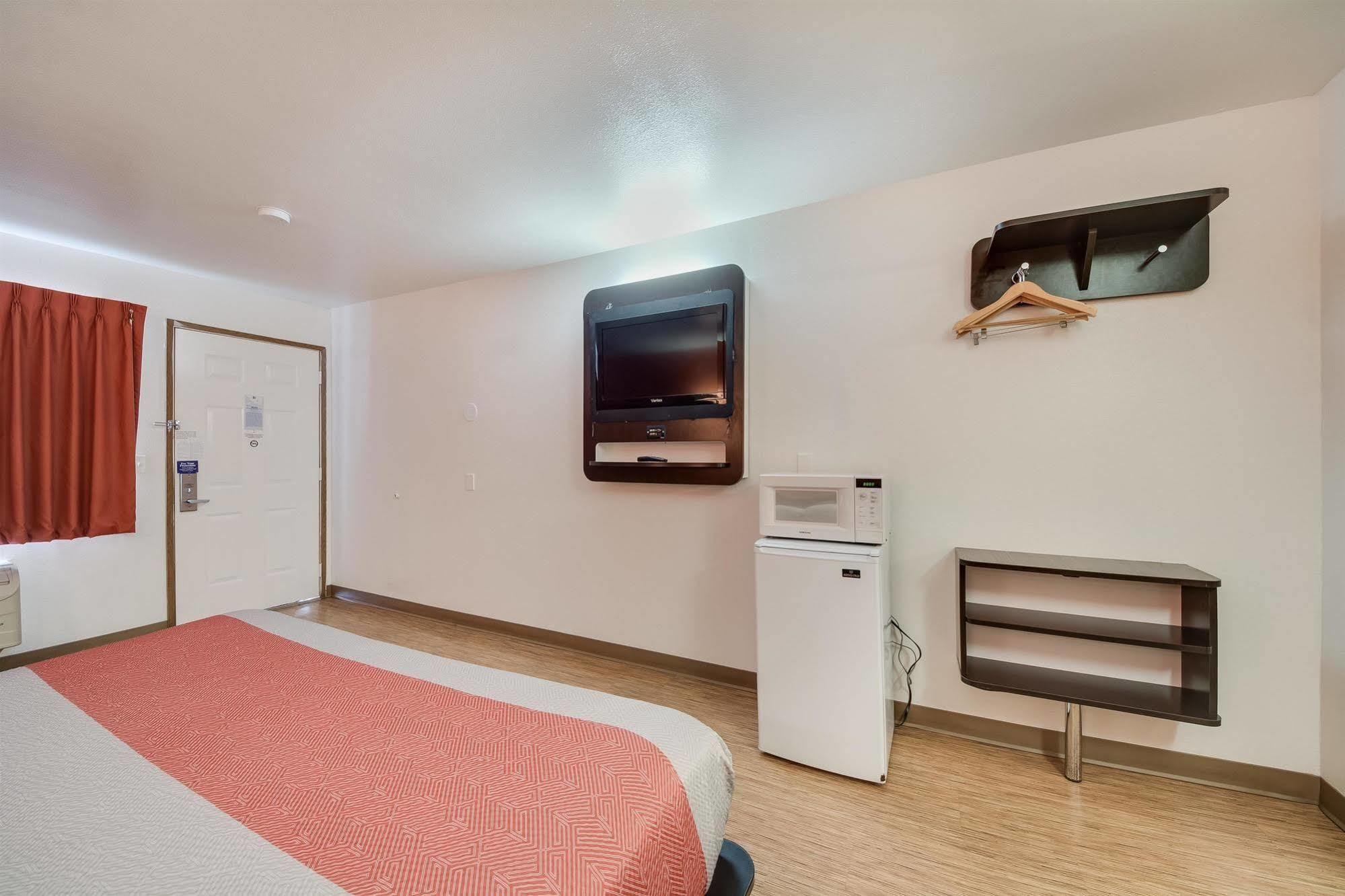 Motel 6-Brownsville, Tx North Екстер'єр фото