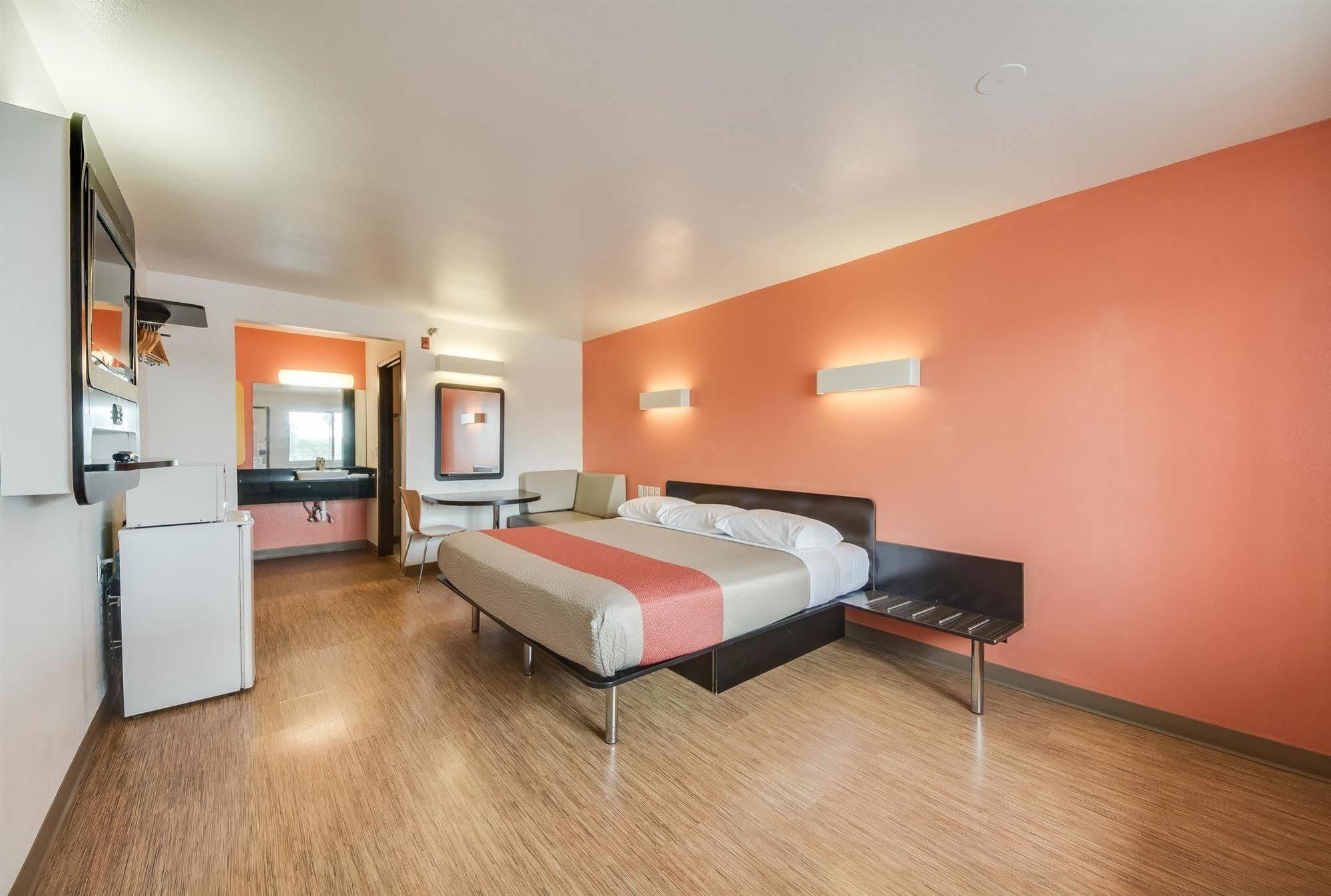 Motel 6-Brownsville, Tx North Екстер'єр фото