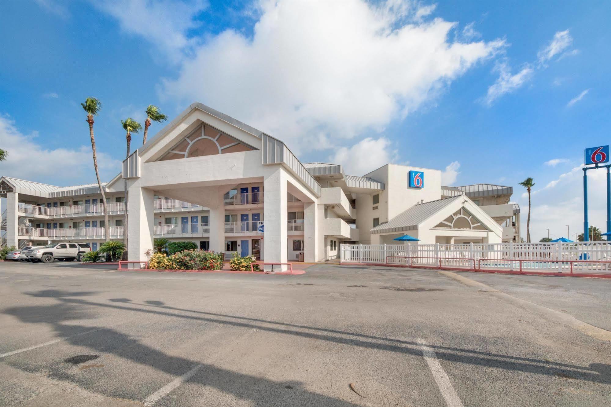 Motel 6-Brownsville, Tx North Екстер'єр фото