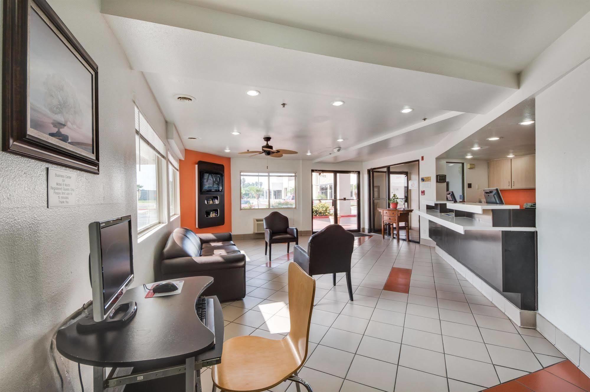 Motel 6-Brownsville, Tx North Екстер'єр фото