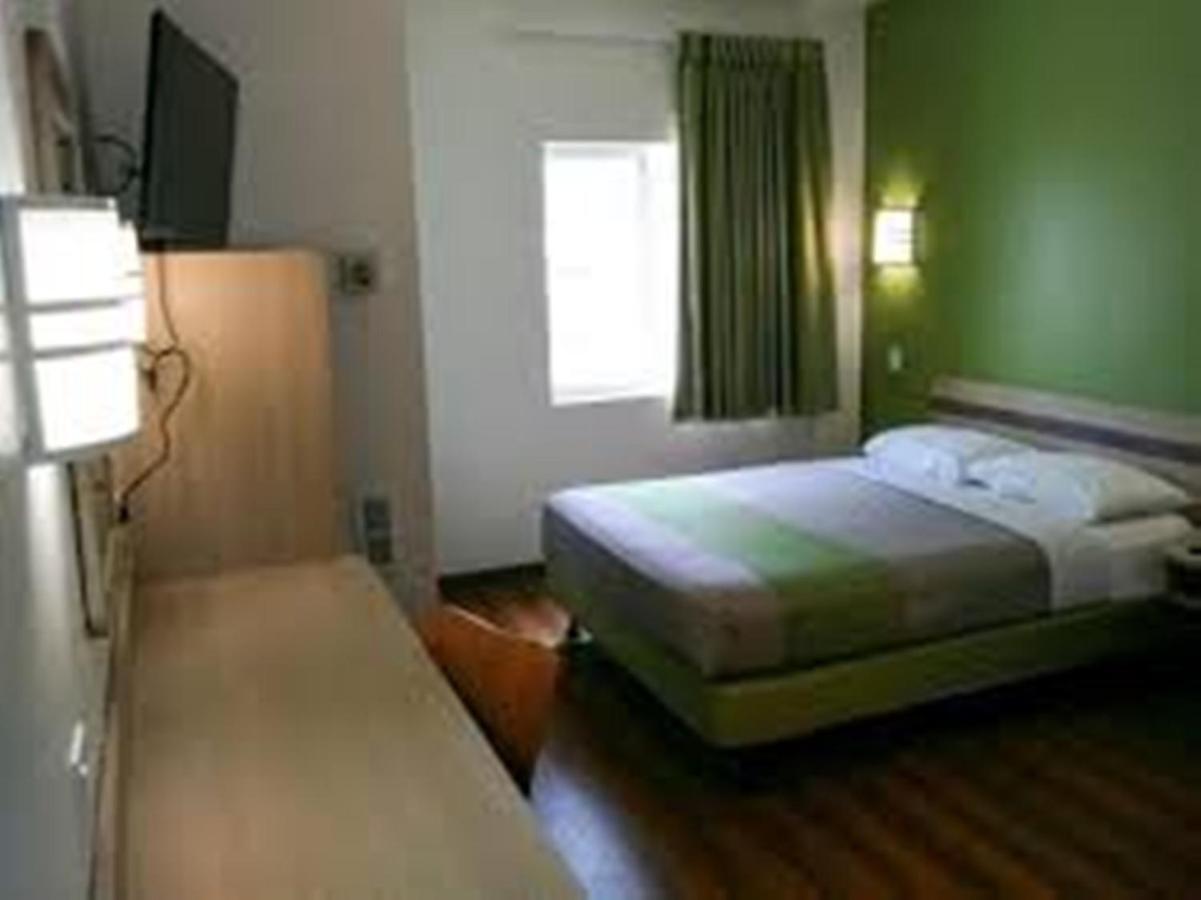 Motel 6-Brownsville, Tx North Екстер'єр фото